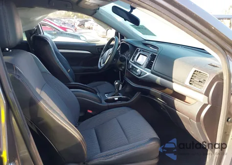 2015 Toyota Highlander Le Plus V6 from USA, damaged, VIN 5TDZKRFH9FS107055